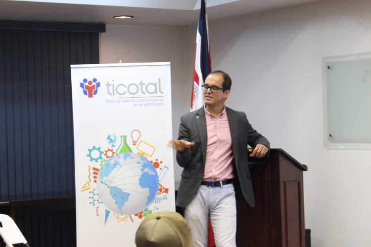 Dr. Isaac Céspedes imparte conferencia en la ANC