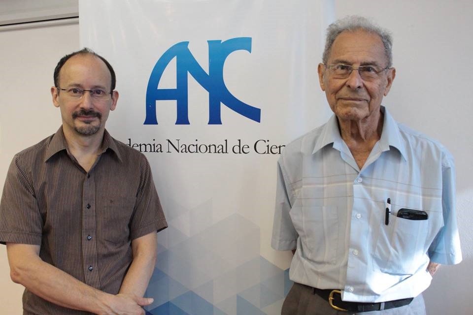 Dr. Javier Pizarro imparte conferencia en la Academia Nacional de Ciencias sobre: “La Peste: Una enfermedad re-emergente”